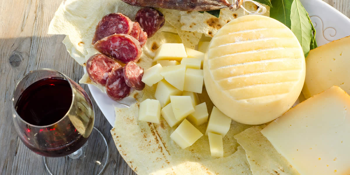 Enogastronomía Lu Nibareddu