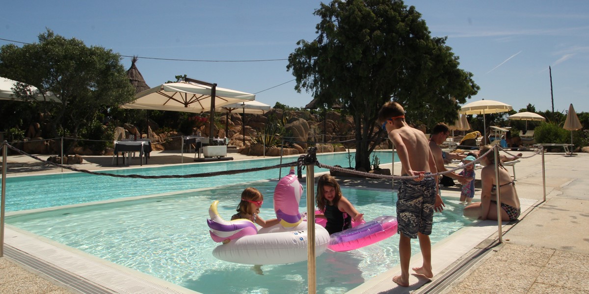 Piscine basse pour enfants Lu Nibareddu